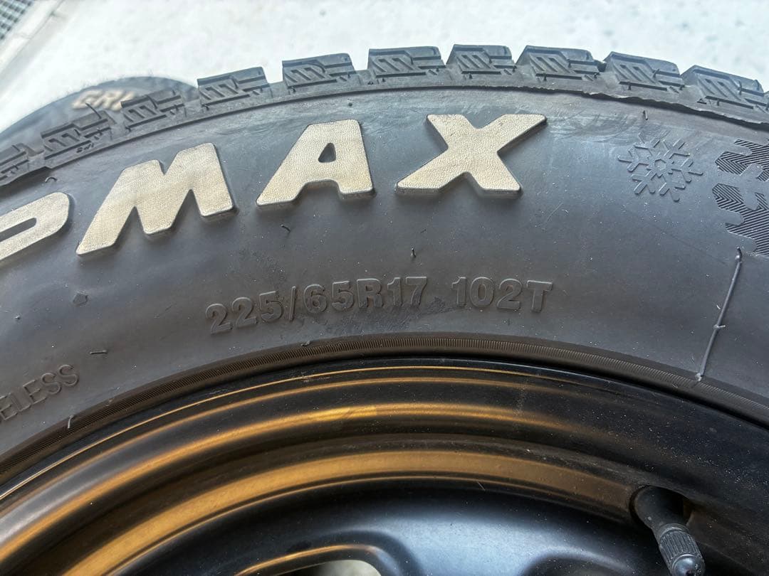 RUKIA（3/4本目 ）225/65R17 スタッドレスタイヤ ホイール