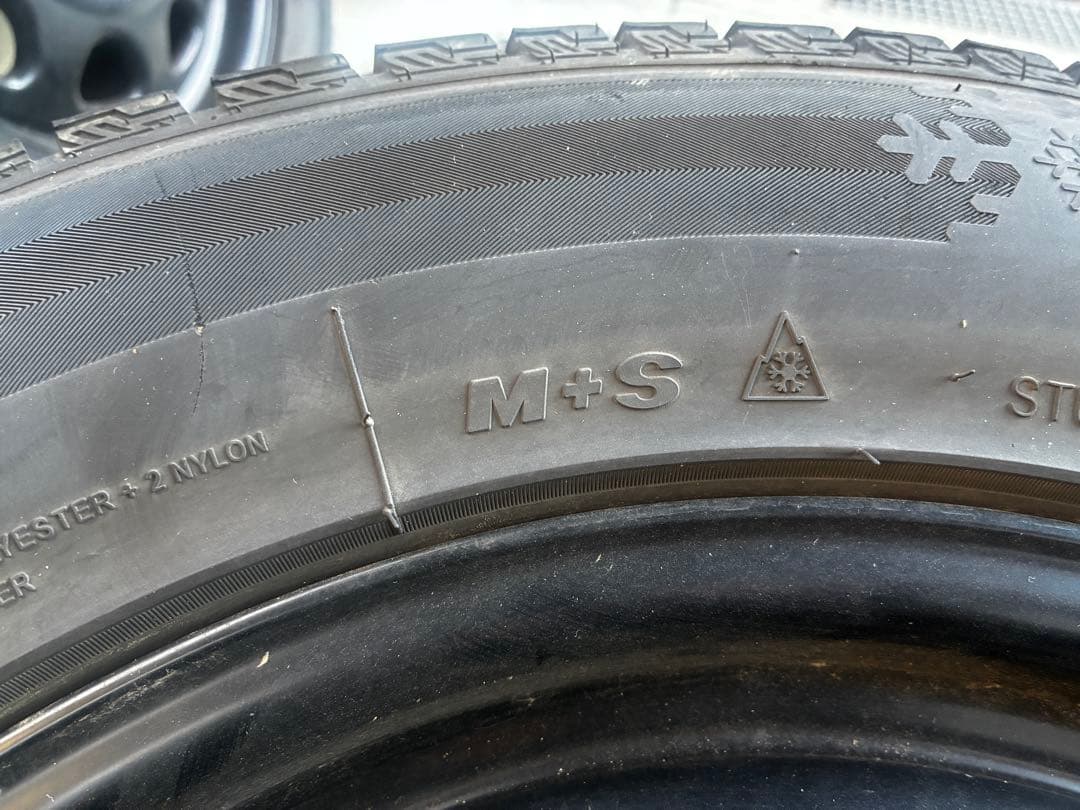 RUKIA（3/4本目 ）225/65R17 スタッドレスタイヤ ホイール