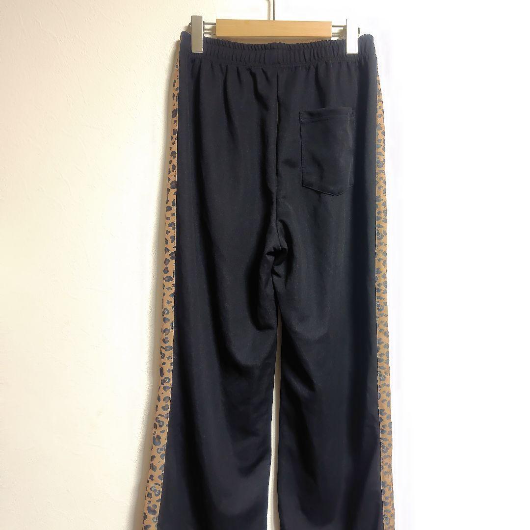 美品 ハローキティ　ジャージ上下セット　キラキラ黒　Lサイズ　サンリオ