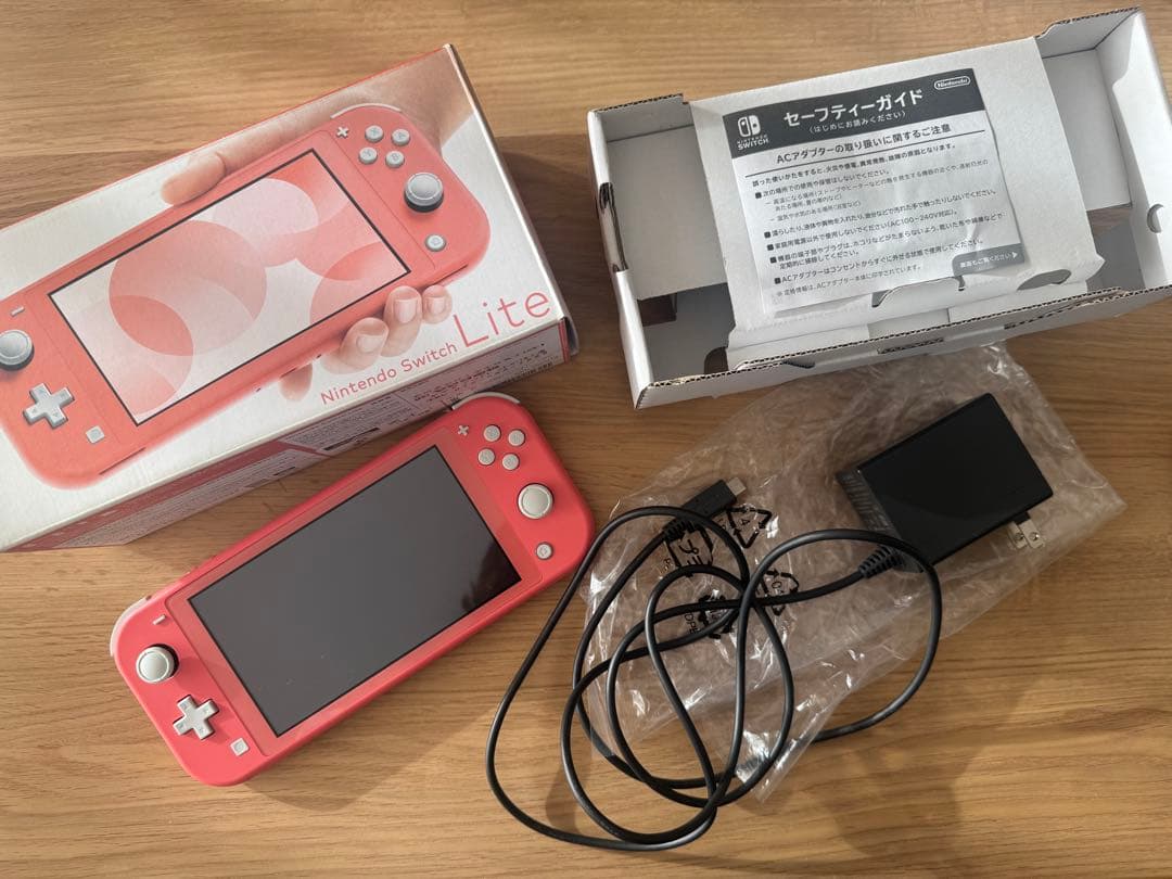 Nintendo Switch Lite ピンク ライトコーラル　箱　充電器付き