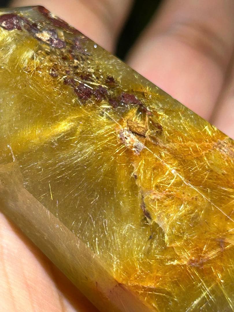 ☆最高級！フラワー　ゴールド　ガーデン　ルチル　原石　六角柱　帝王秘宝