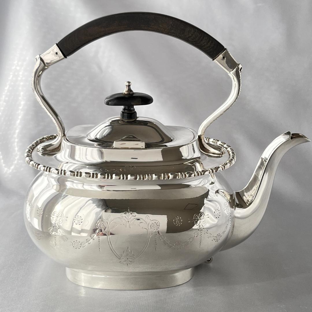 【James Deakin】 ティーケトル スタンド / バナー