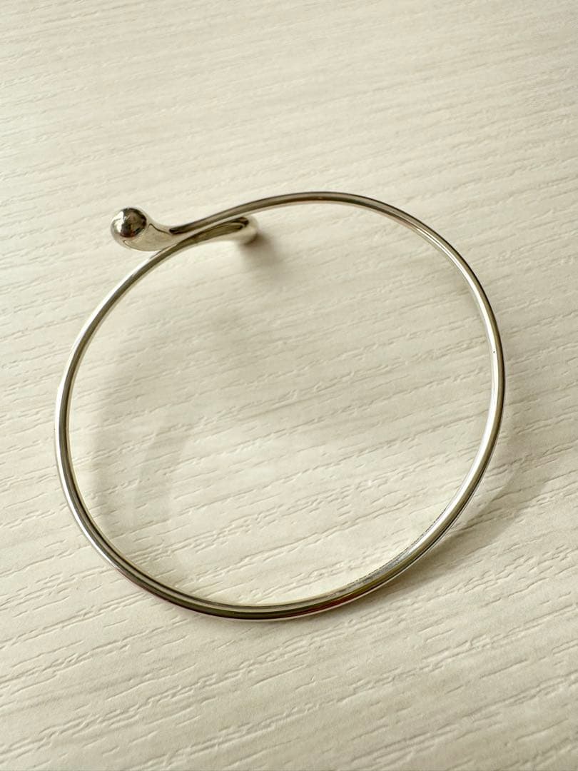 TIFFANY ティファニー エルサペレッティ ティアドロップ バングル