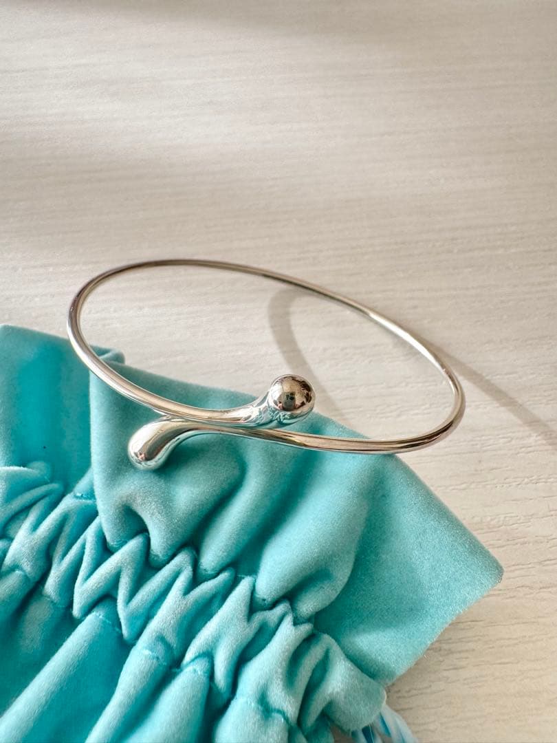 TIFFANY ティファニー エルサペレッティ ティアドロップ バングル