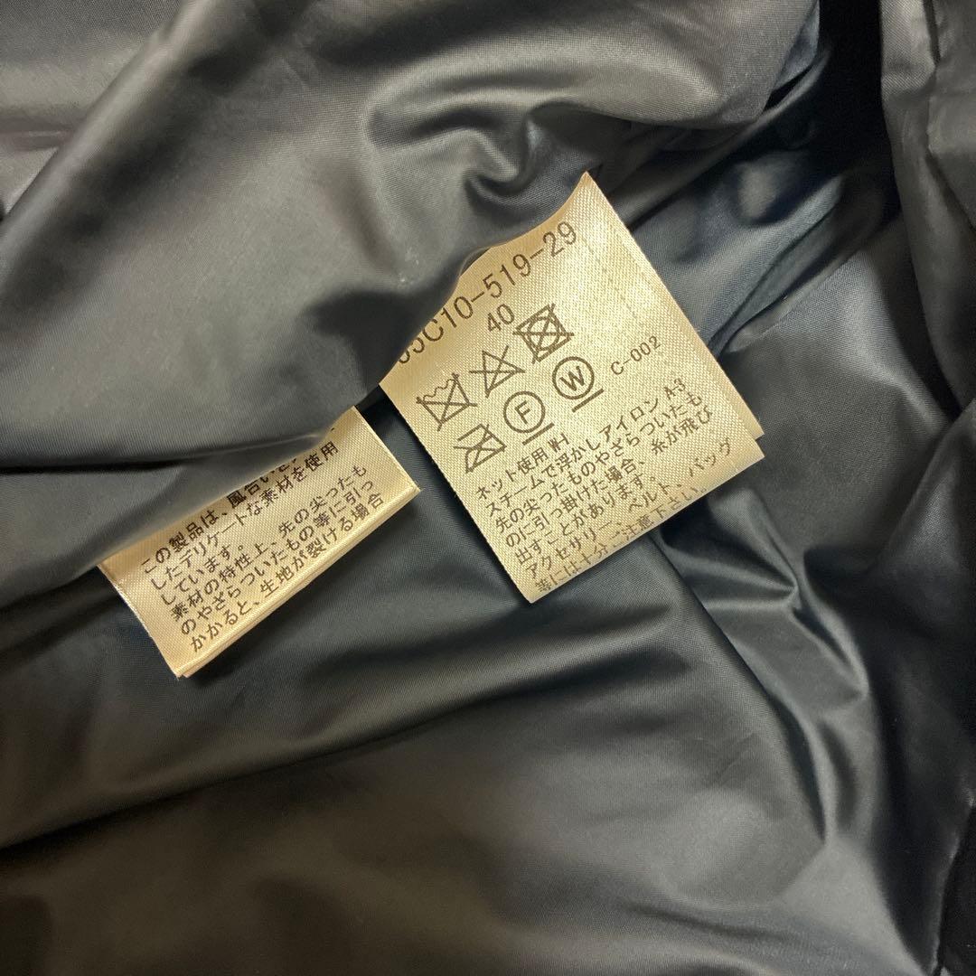 美品 ブルーレーベルクレストブリッジダウンジャケット ネイビー フード取り外し可