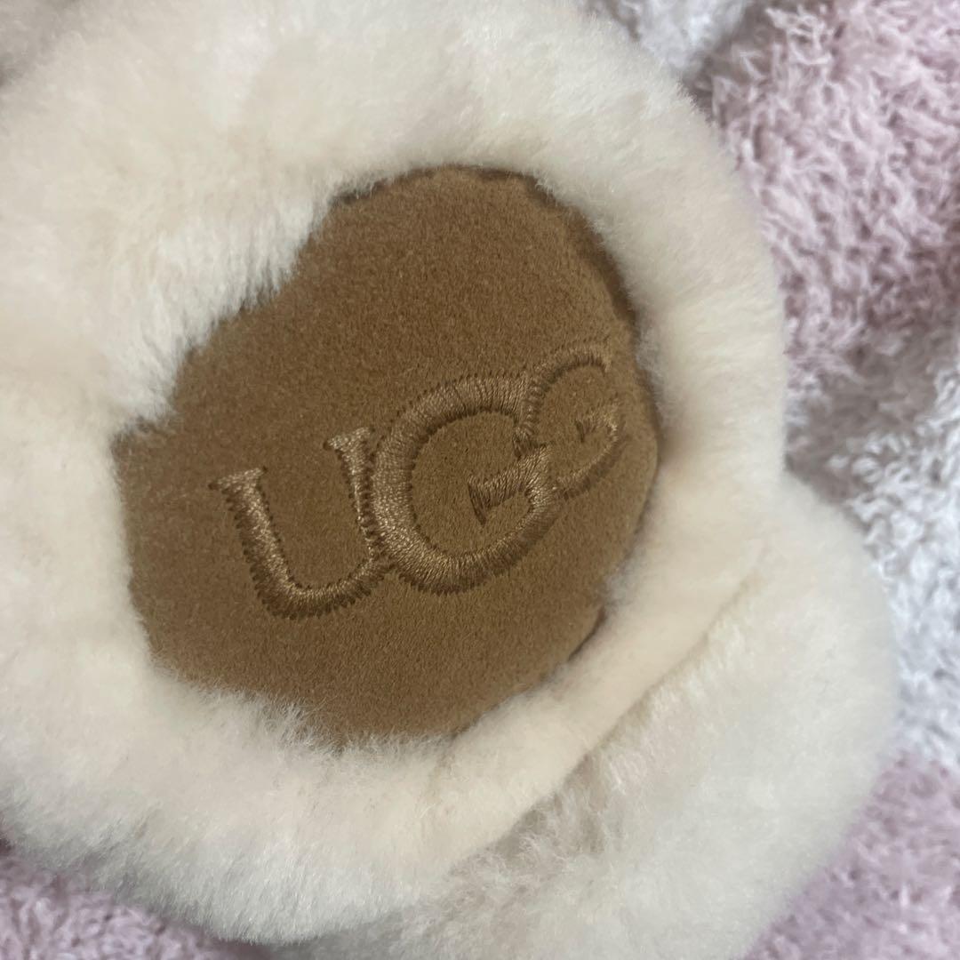 ugg SheepskinEmbroidery Earmuff イヤーマフ