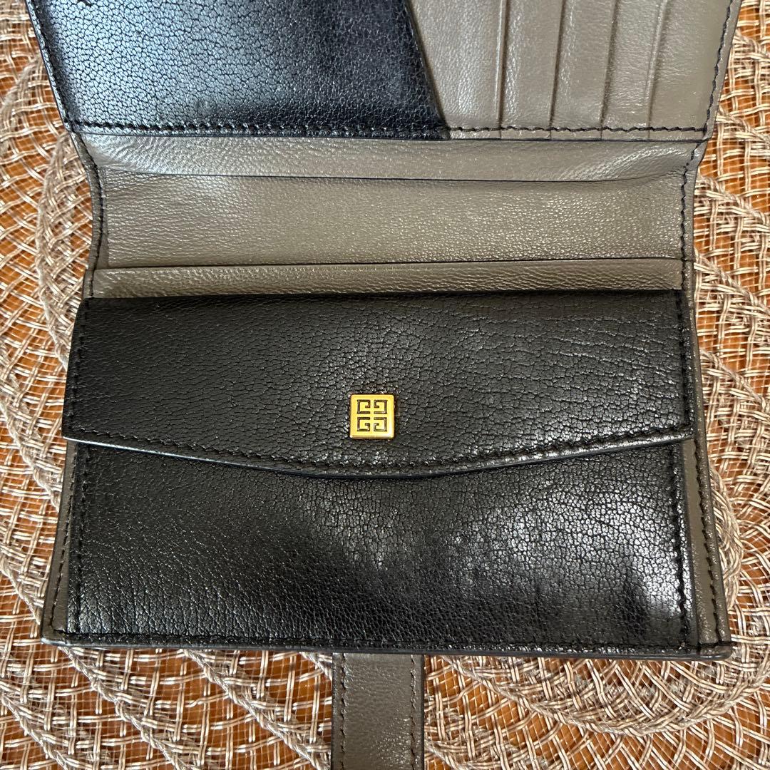 GIVENCHY ブラック 二つ折り財布