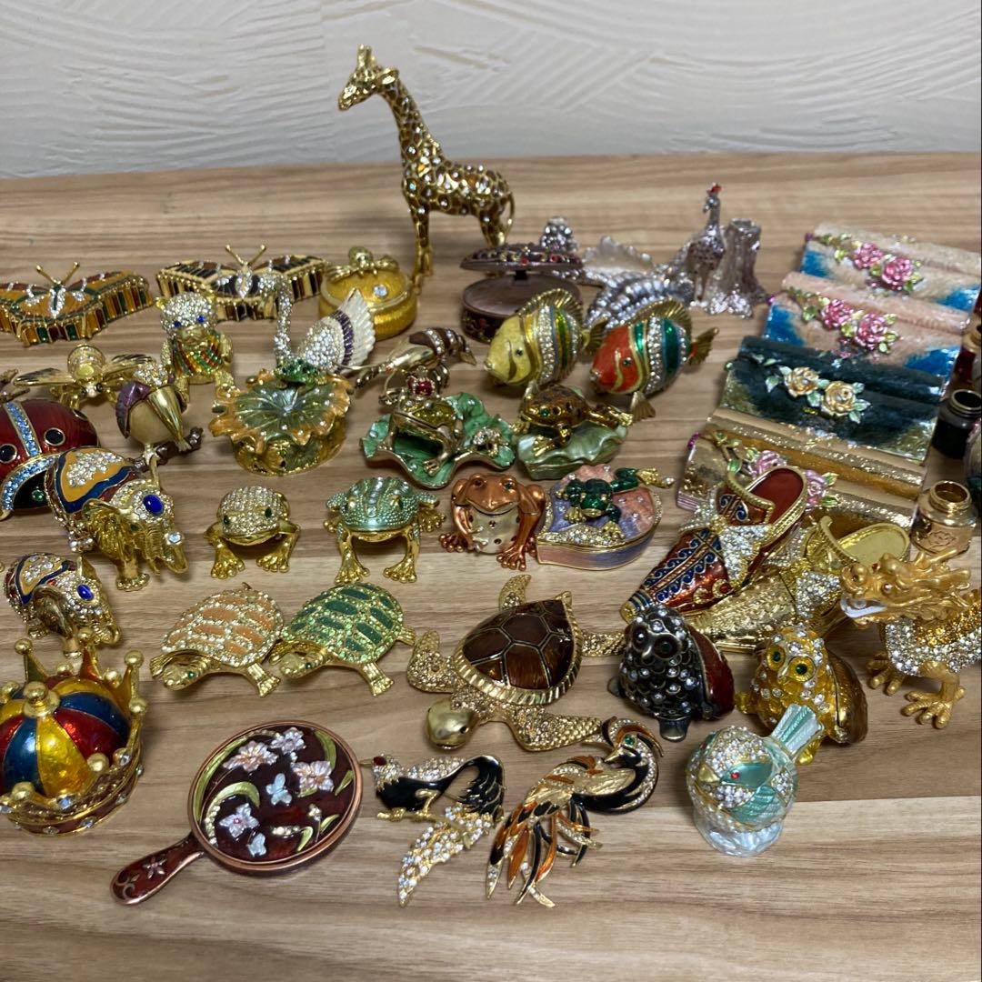 一つ800円計算 アンティーク　ジュエリーボックスや置物　ピィアースまとめ売り