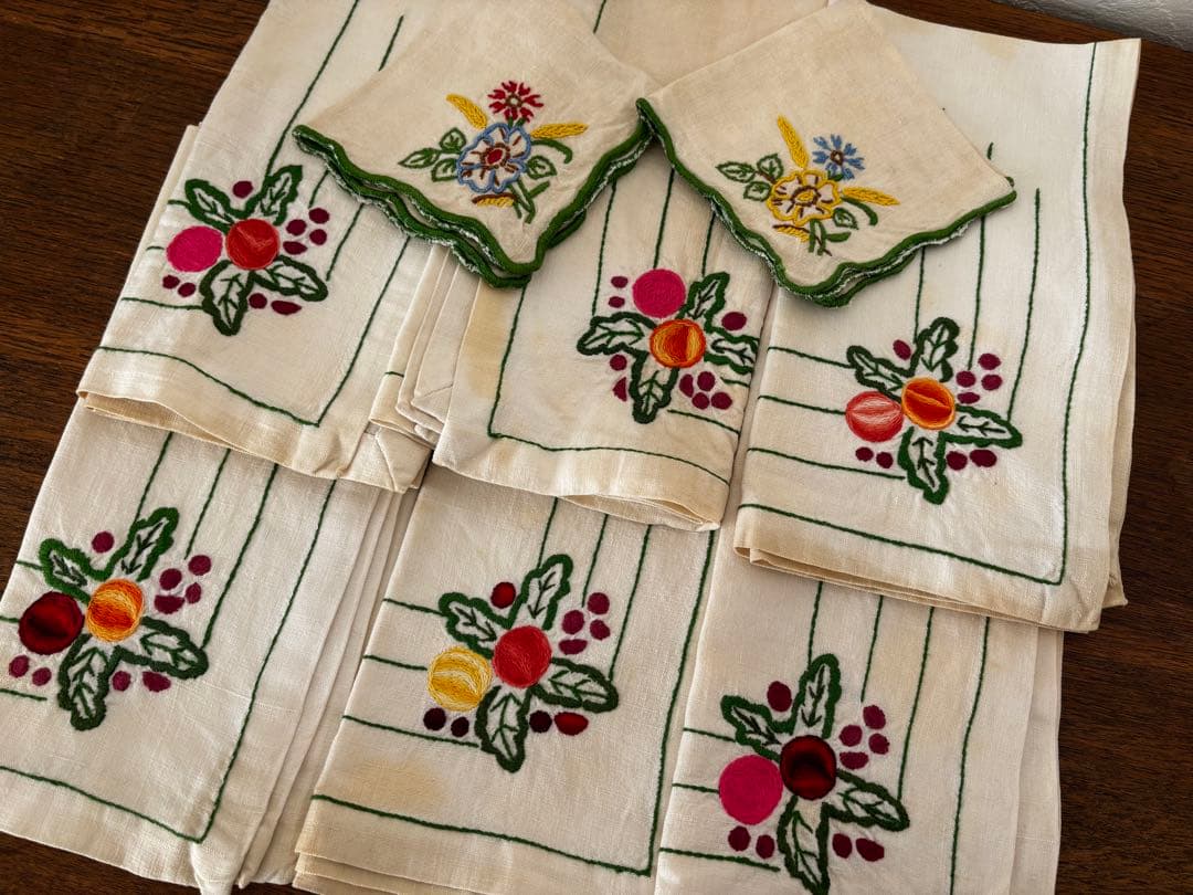 フランス　蚤の市　刺繍　ナプキン　クロス　まとめ売り