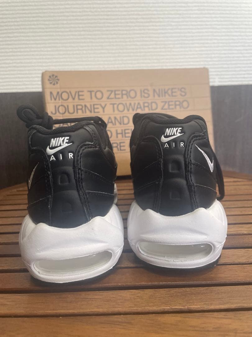 Nike Air Max 95 ブラック スニーカー