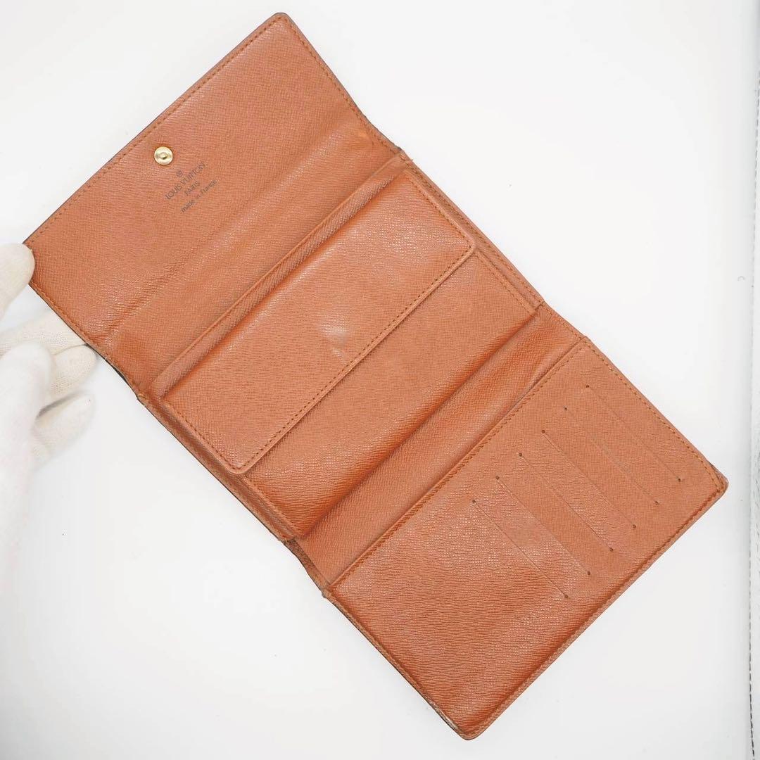 ルイヴィトン ポルトトレゾールエテュイパピエ モノグラム 三つ折り財布