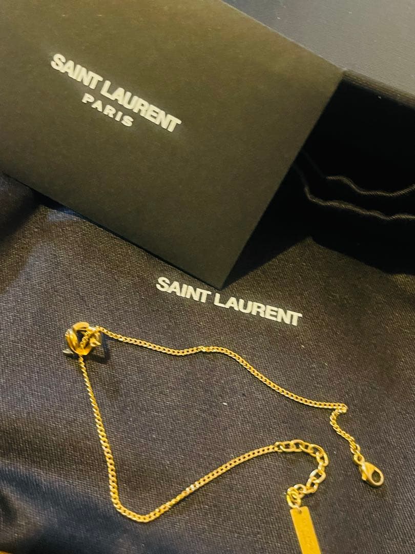 Yves Saint Laurent ゴールドブレスレット