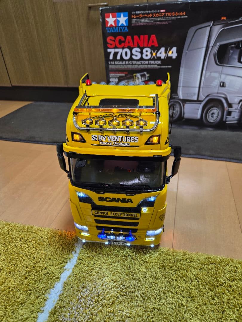 タミヤ1/14 スカニア　770S 8×4/4 フルオペレーション
