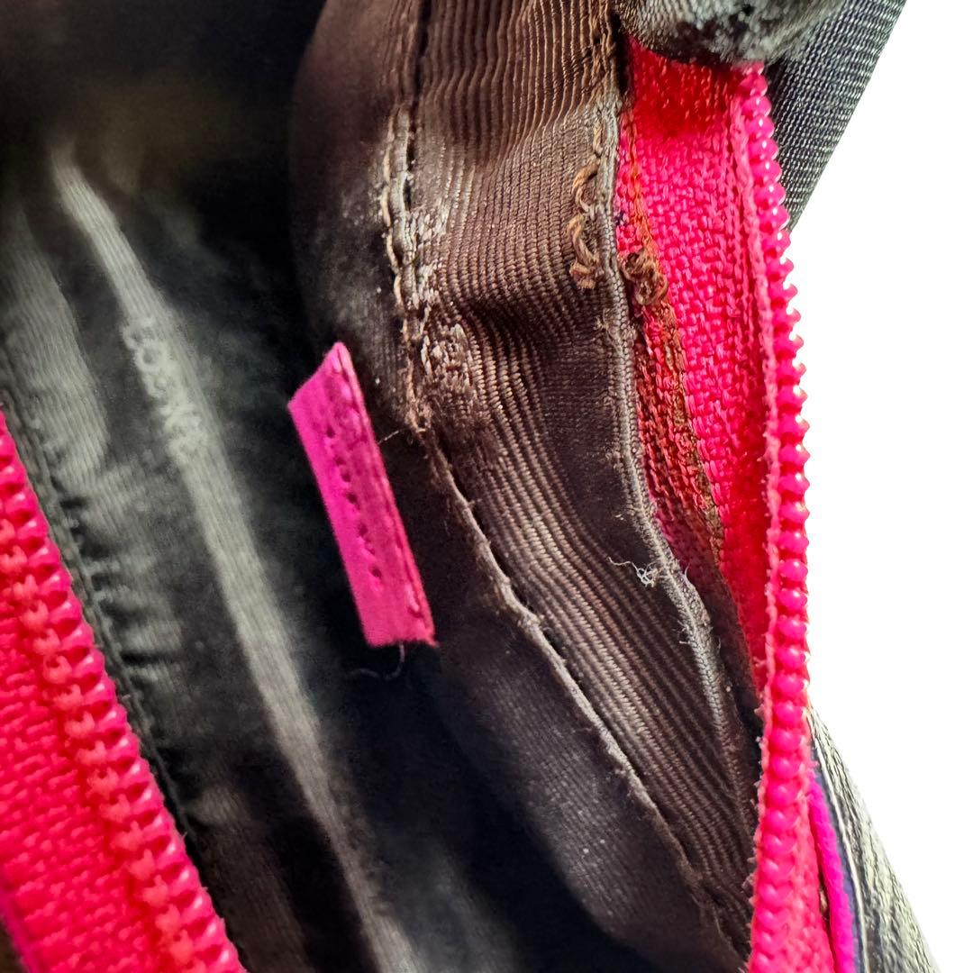 ロエベ loewe アナグラム　ロゴ　ポーチ　チェーン　ショルダー　レザー　黒