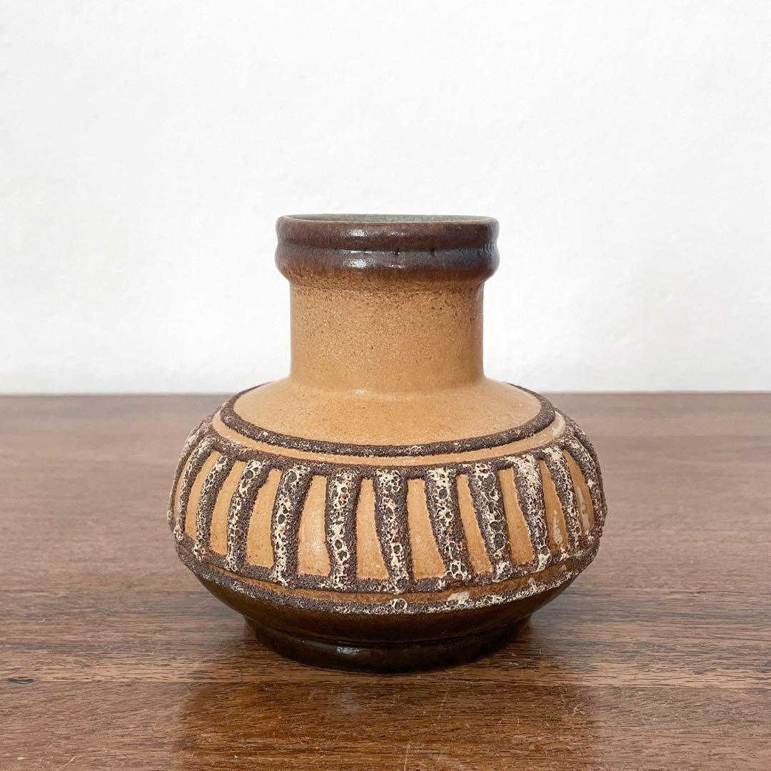 【東ドイツ Strehlaの花瓶】ミッドセンチュリー Fat lava 300