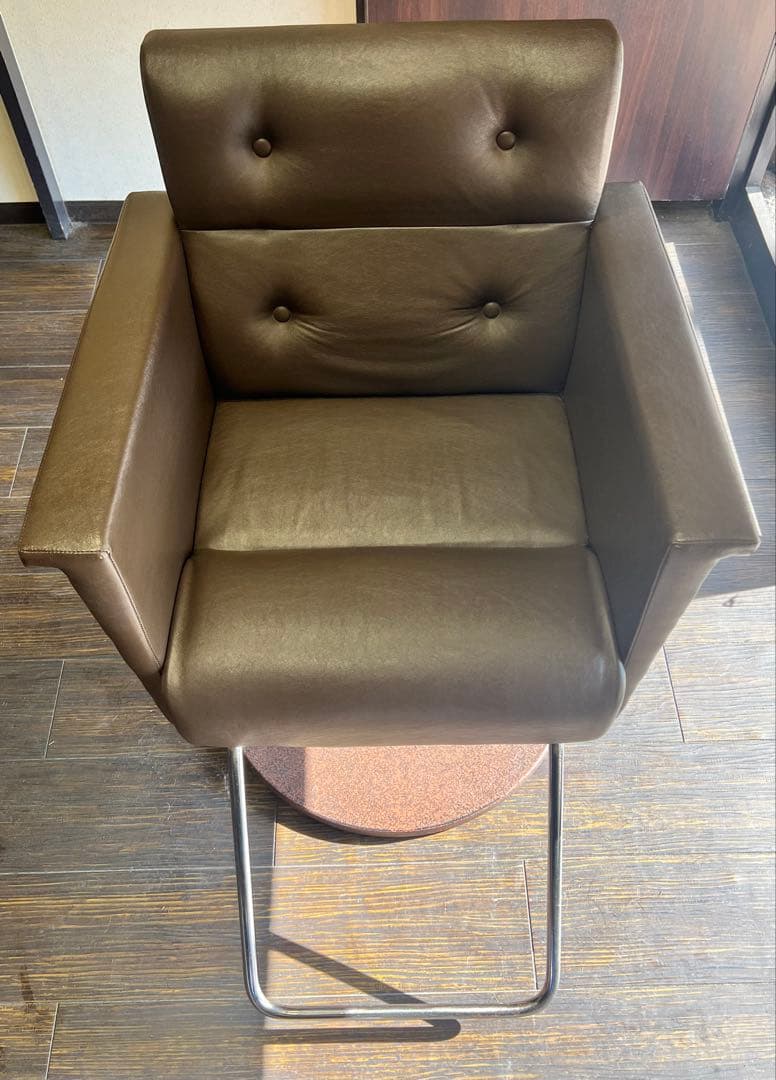 【送料込】スタイリングチェア 美容室