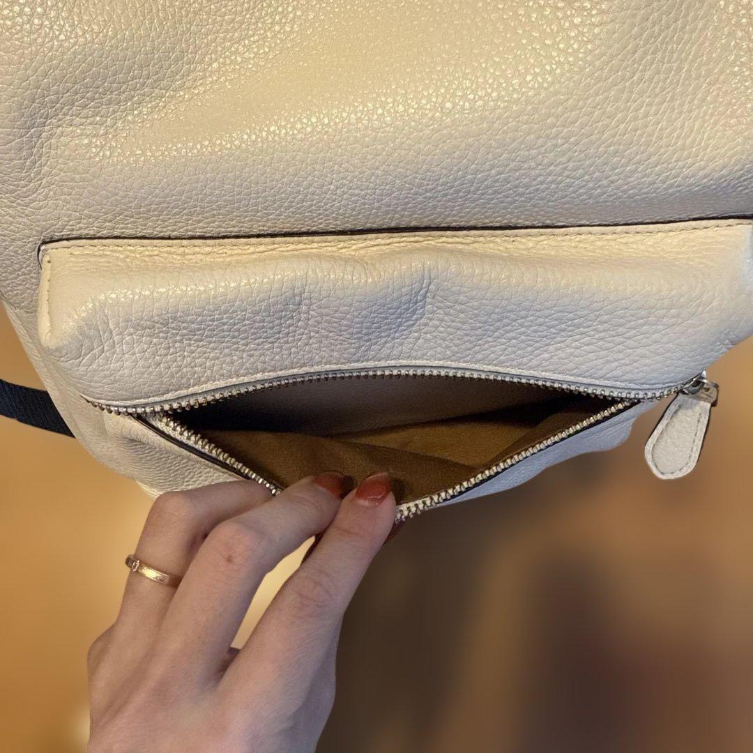 お値下げご相談ください　COACH ホワイト　レザー　リュック　バックパック