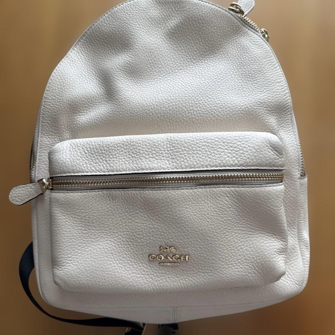 お値下げご相談ください　COACH ホワイト　レザー　リュック　バックパック