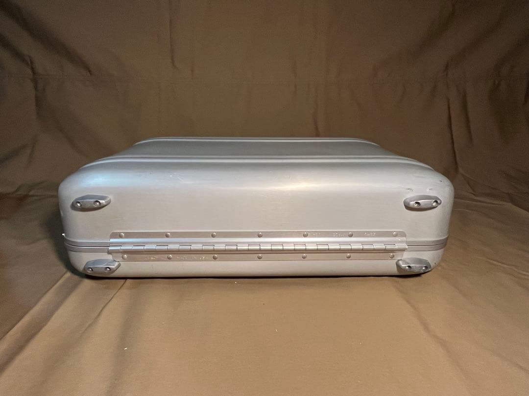 【美品】ゼロハリバートン　アルミアタッシュケース