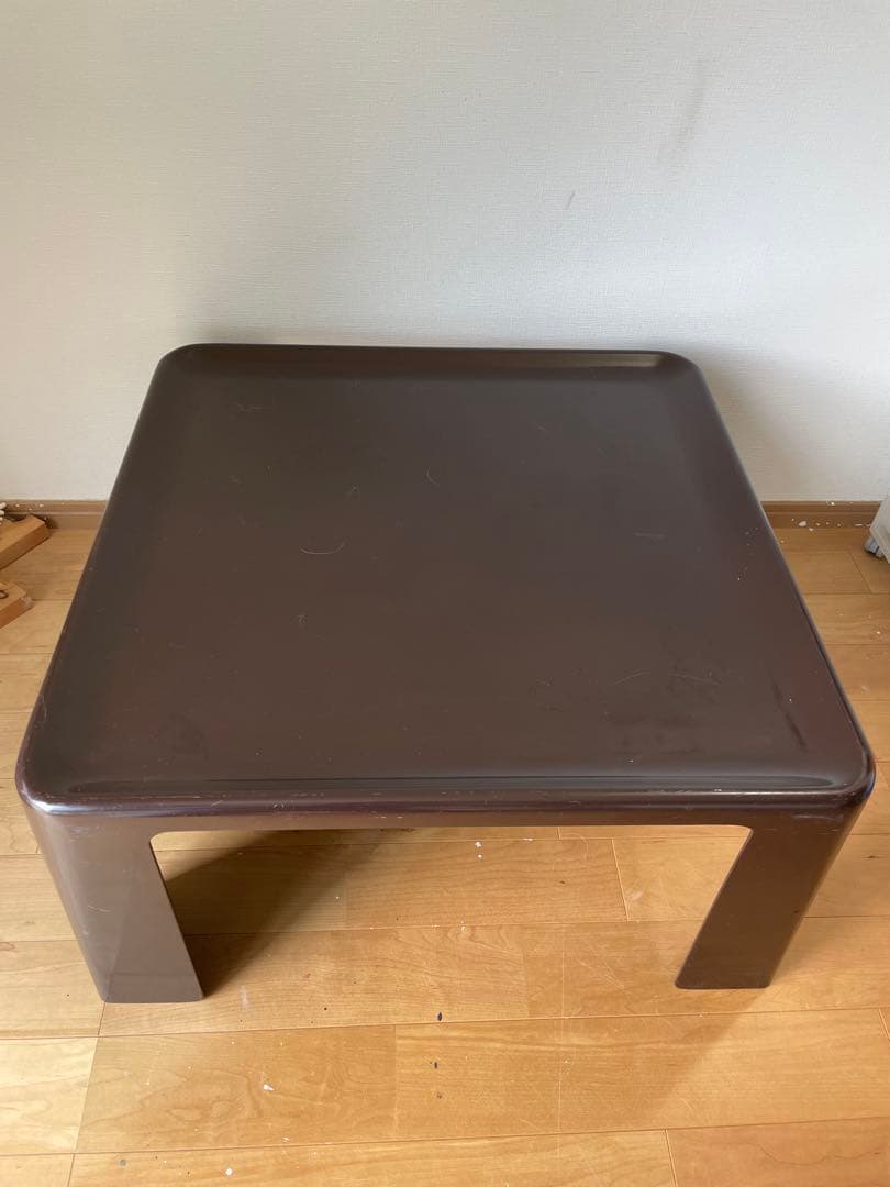 アマンタ　AMANTA ローテーブル　デザイン/マリオ・ベリーニ