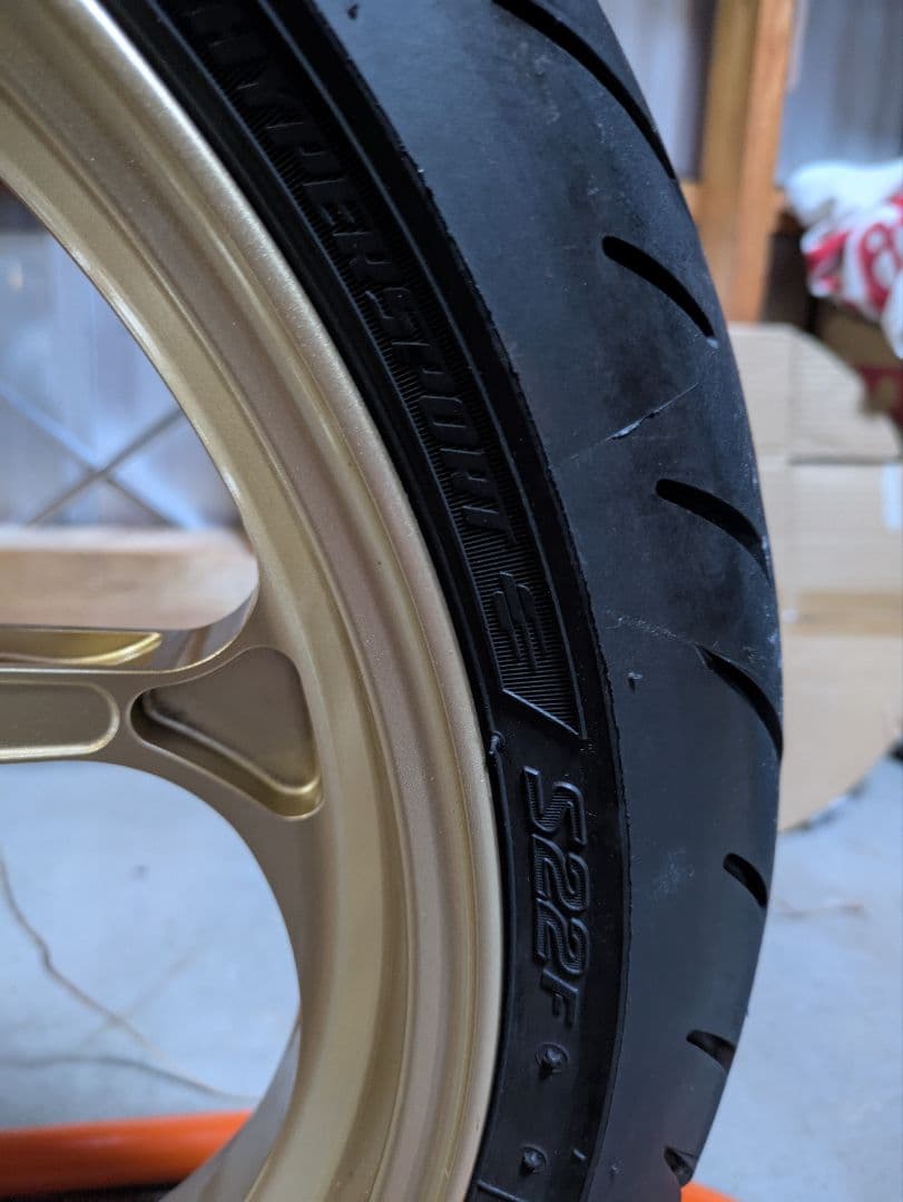 ☆かまきり☆ブリジストンS22　120/70r17 190/50r17