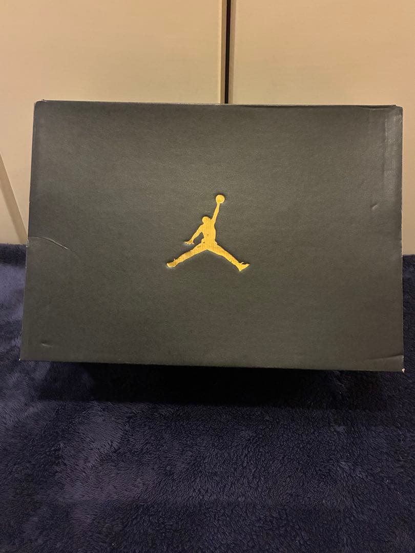 美品NIKE エアージョーダン1 MID MILAN ベージュ 28.5 箱付き