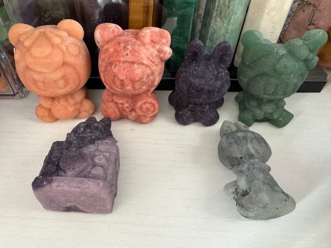 天然石 ラブブ カービング