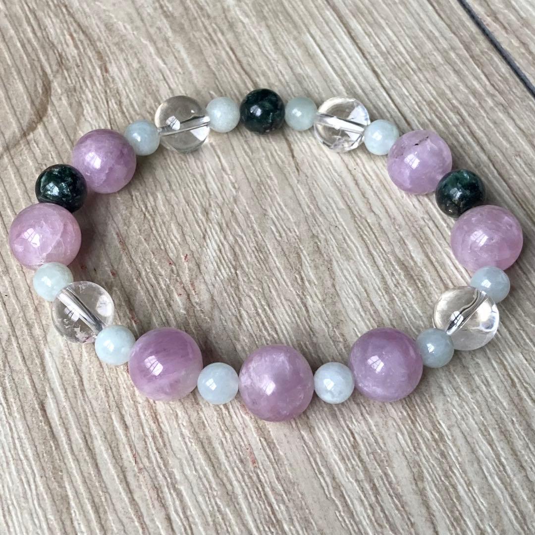 優しさに溢れ人徳を得るパワーストーンブレスレット/クンツァイト・セラフィナ・翡翠