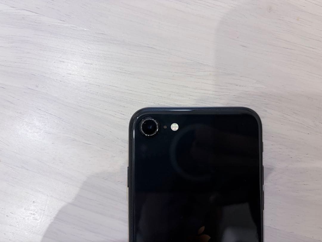 iPhone SE 第2世代　ブラック　128GB