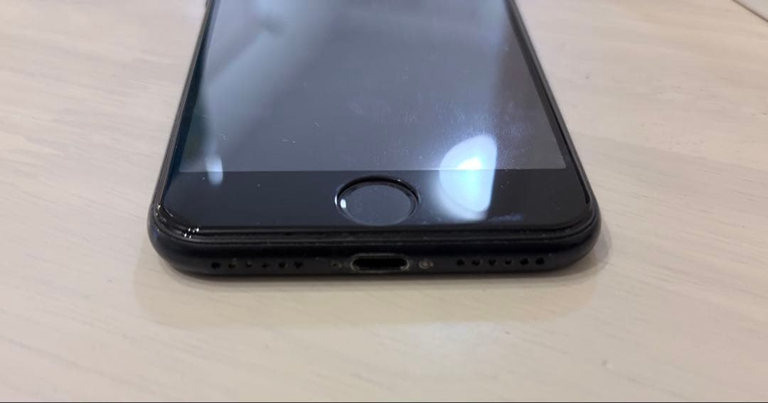 iPhone SE 第2世代　ブラック　128GB