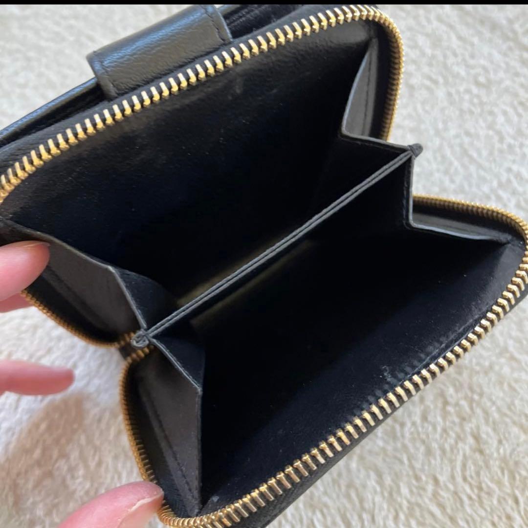 Yves Saint Laurent イヴサンローラン 二つ折り財布 ブラック