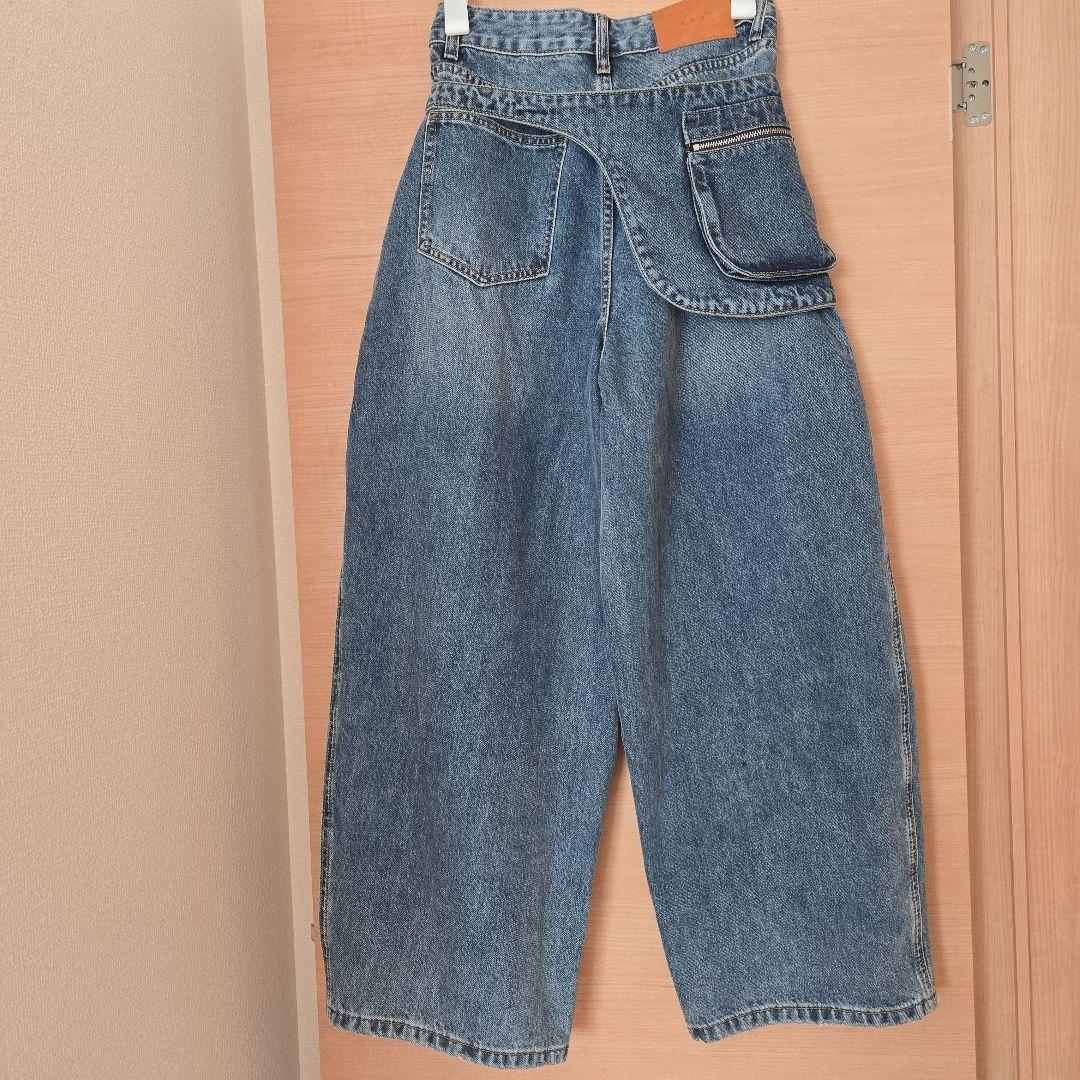 ANDREA&CO.　ポケットベルトデニムパンツ　新品タグ付き　ポケットベルト付