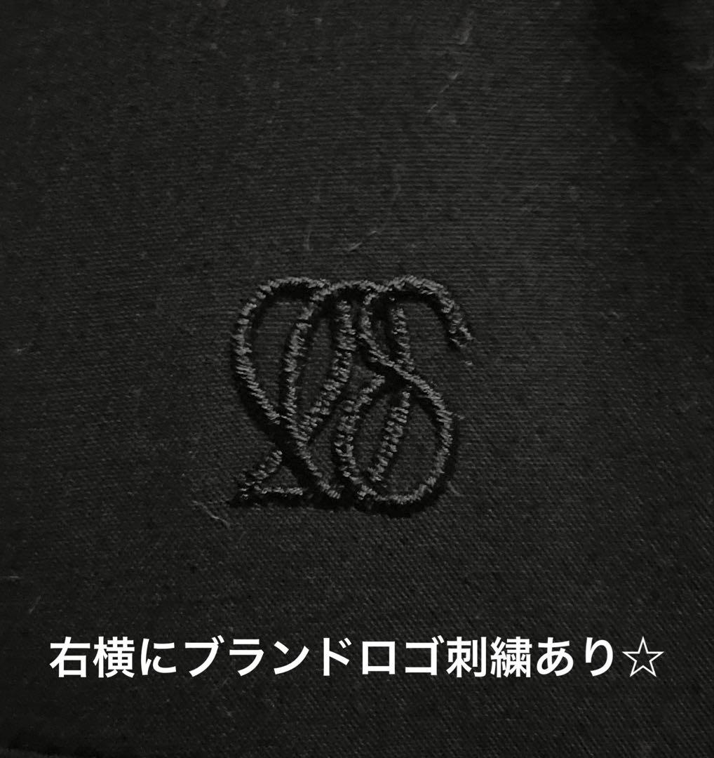 美品　Tnewties デザインサロペット　オールインワン　刺繍ロゴバックベルト