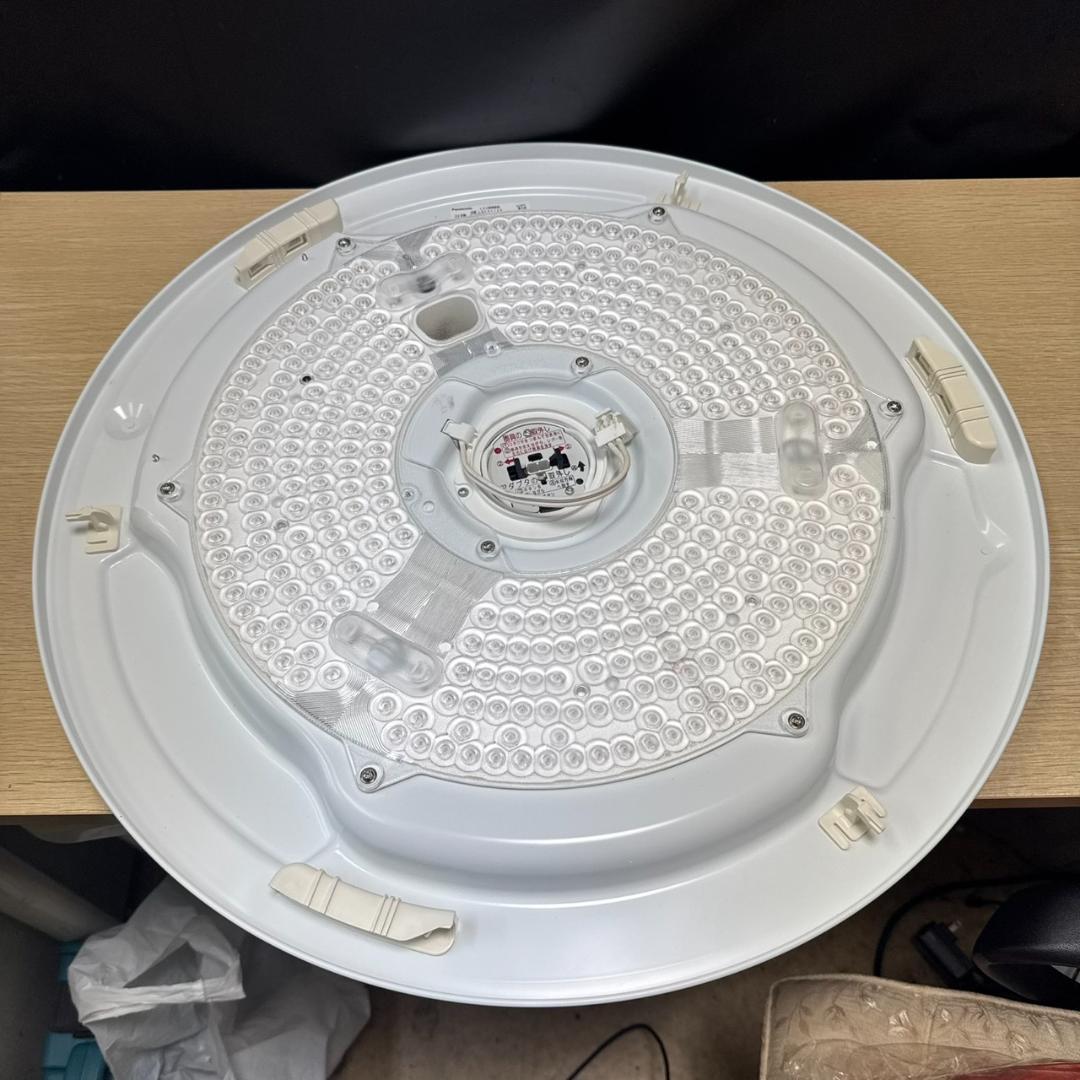 ★パナソニック　シーリングライト　LGC41124　～10畳　2022年製