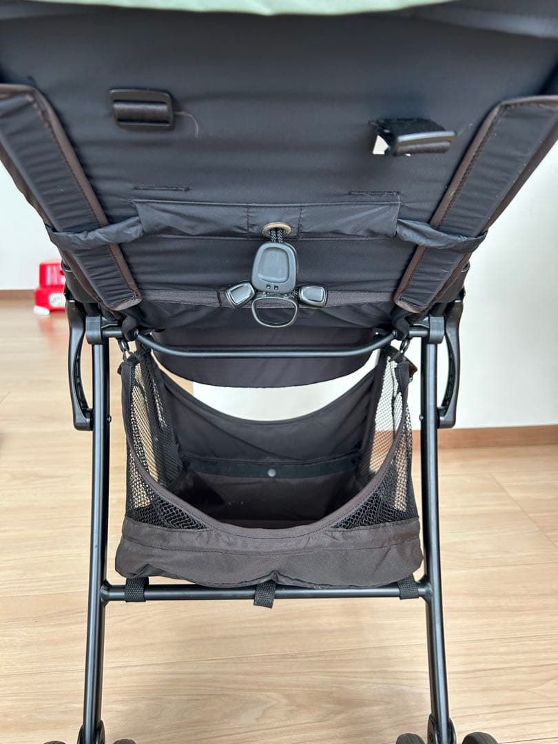 Aprica マジカルエアー　カーキ　B型ベビーカー