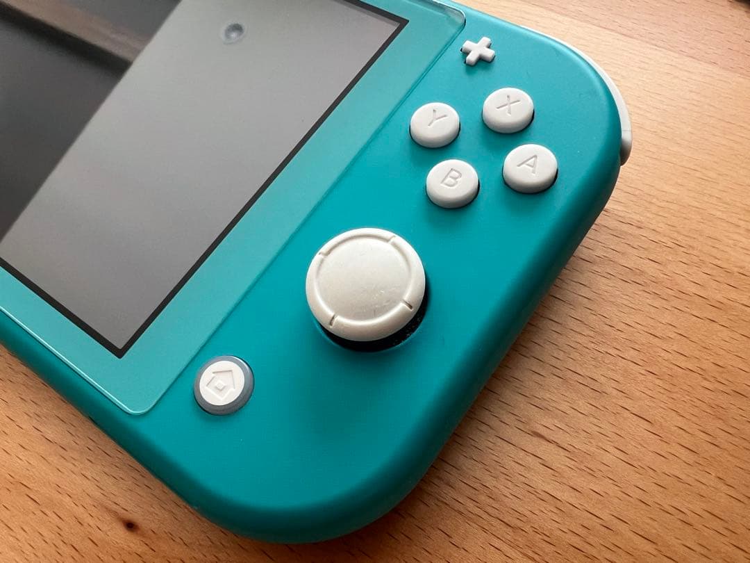 Nintendo switch lite ターコイズブルー