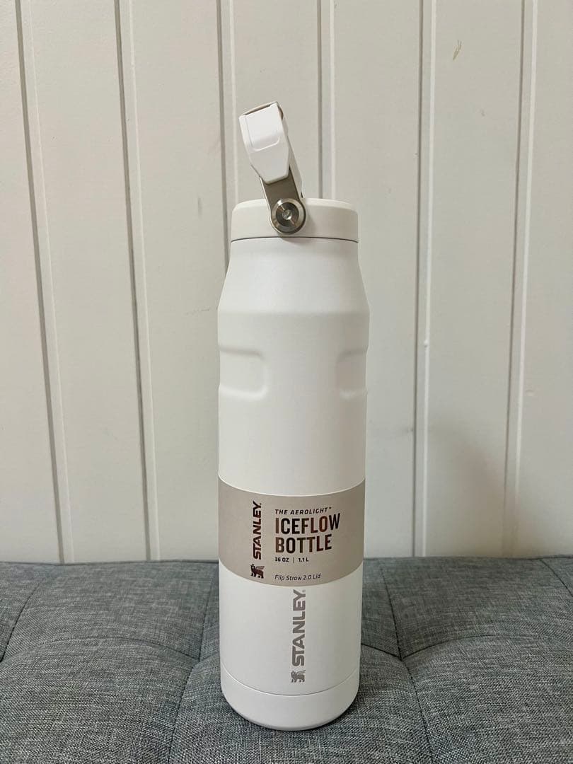 日本未発売 スタンレー エアロライト最新作 ストロータイプ 36oz