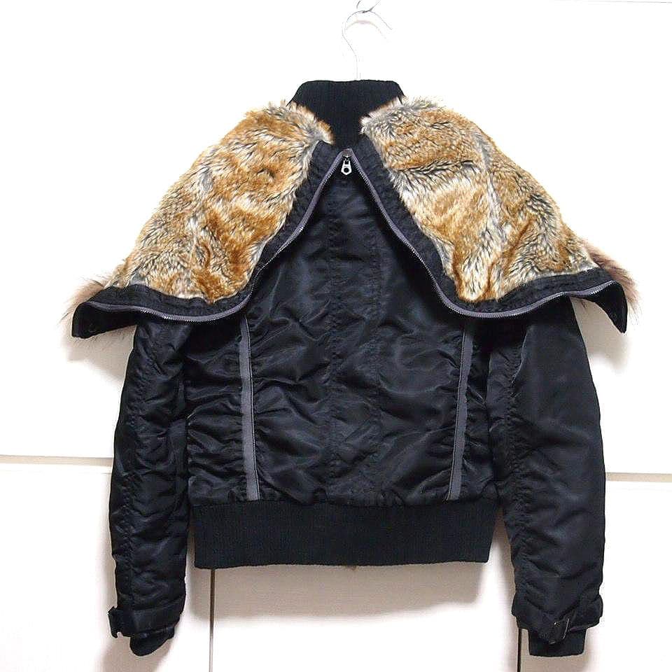 AVIREX　ラクーンファー　N2-B　中綿　短丈　フライトジャケット　ブラック