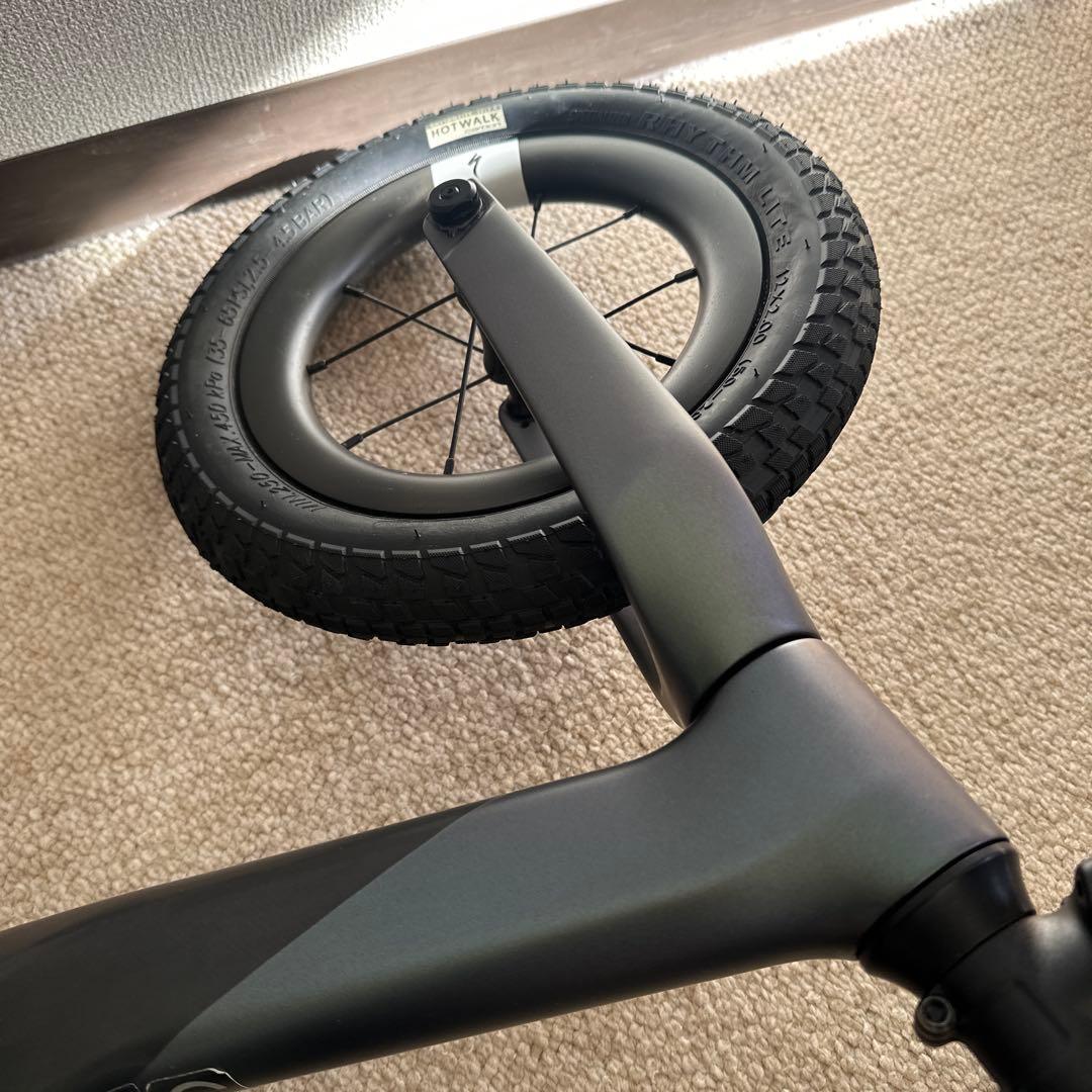 SPECIALIZED HOTWALK CARBON キッズバイク カーボン製