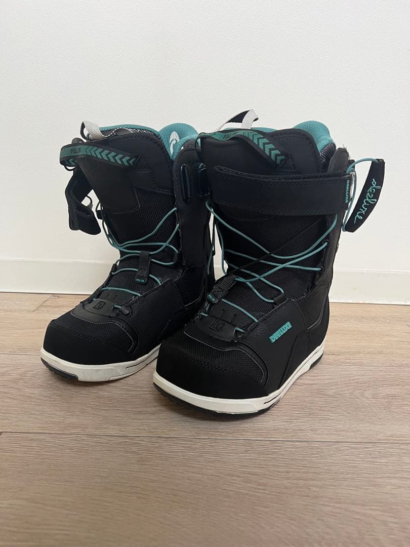 DEELUXE スノーボードブーツ 22.5センチ ID5.2 ディーラックス