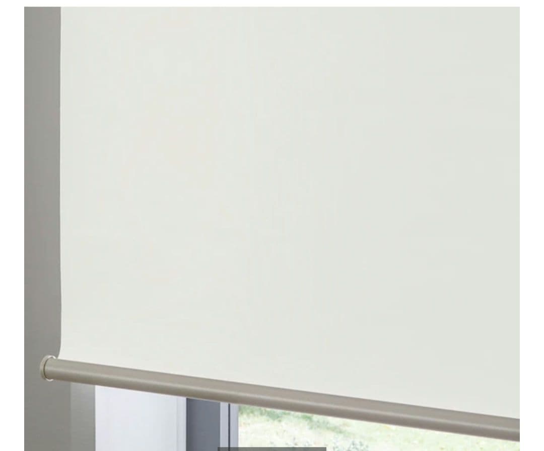 つっぱり遮光ロールスクリーン 幅180×丈200(取り付け対応幅136～180)