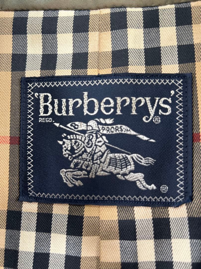 Burberrys’（バーバリーズ）トレンチコート ベージュ