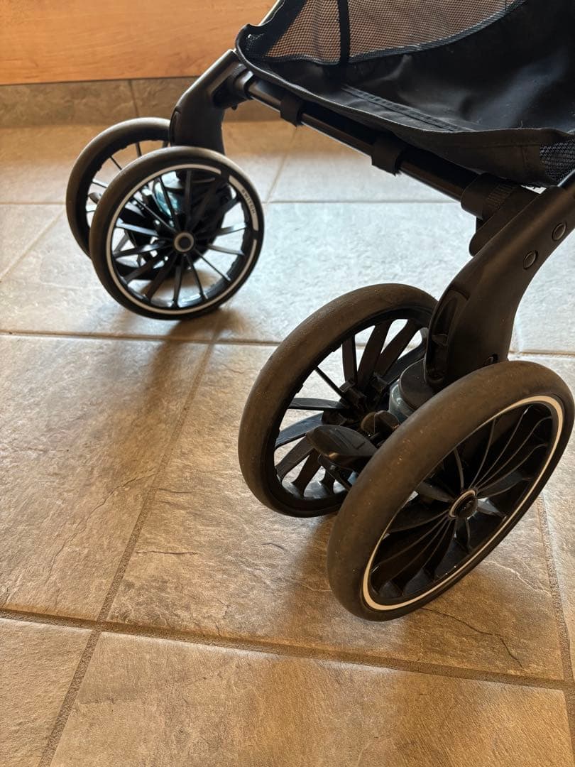 【美品】コンビ スゴカルSwitch plus エッグショック ロッタ AN