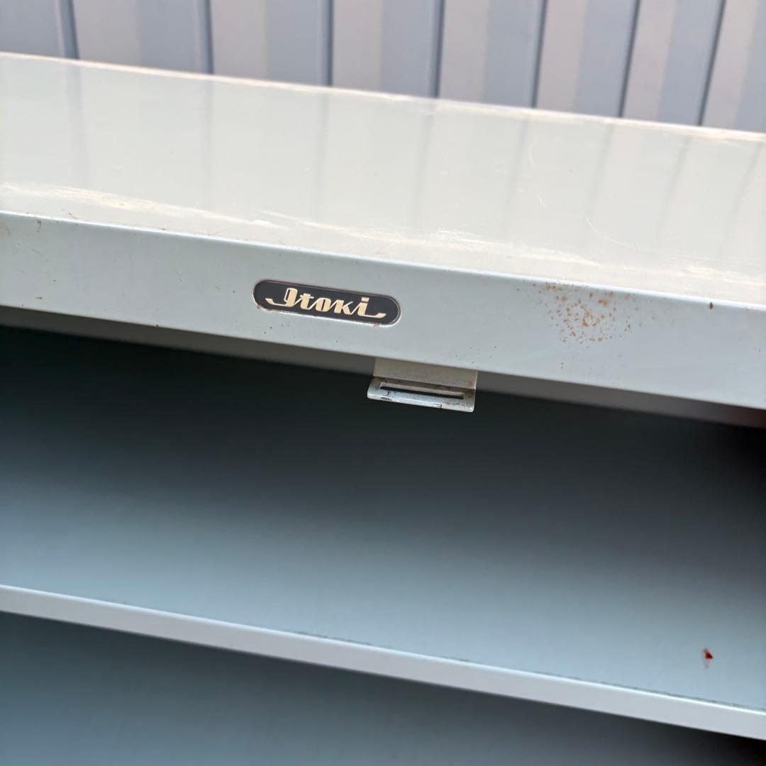 昭和レトロ インダストリアル イトーキ スチールキャビネット 鍵付収納庫 2段棚