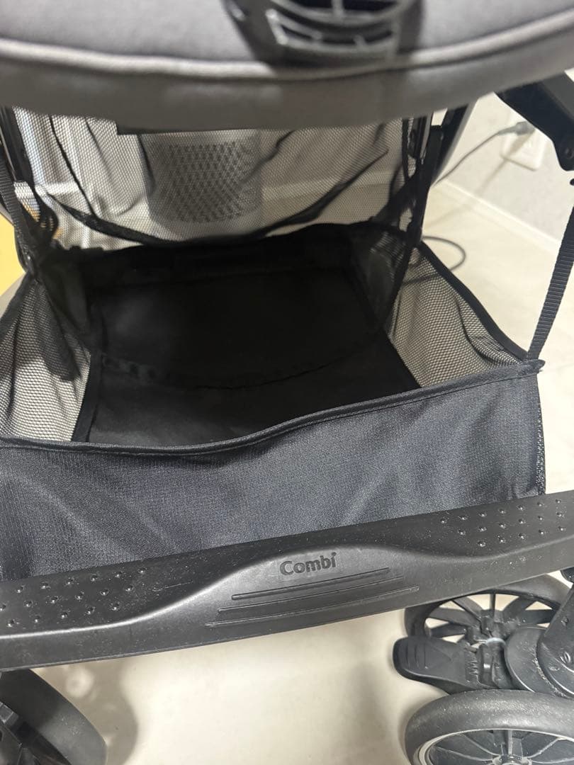 Combi ベビーカー　スゴカルα エッグショック