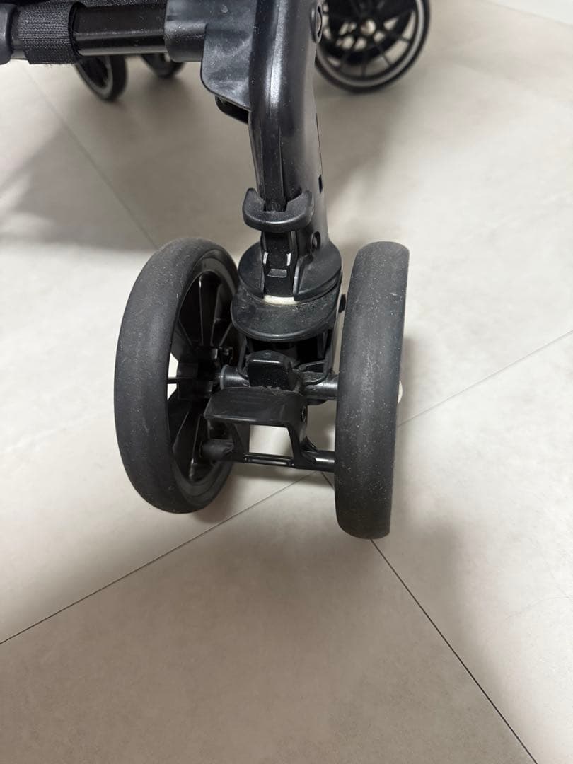 Combi ベビーカー　スゴカルα エッグショック