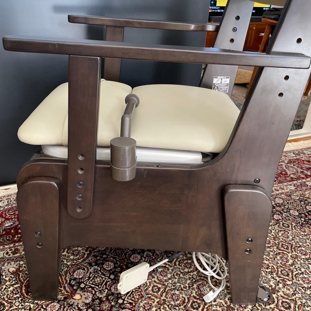 家具調ポータブルトイレ　パナソニック　楽座　脱臭暖か便座PN-L23218