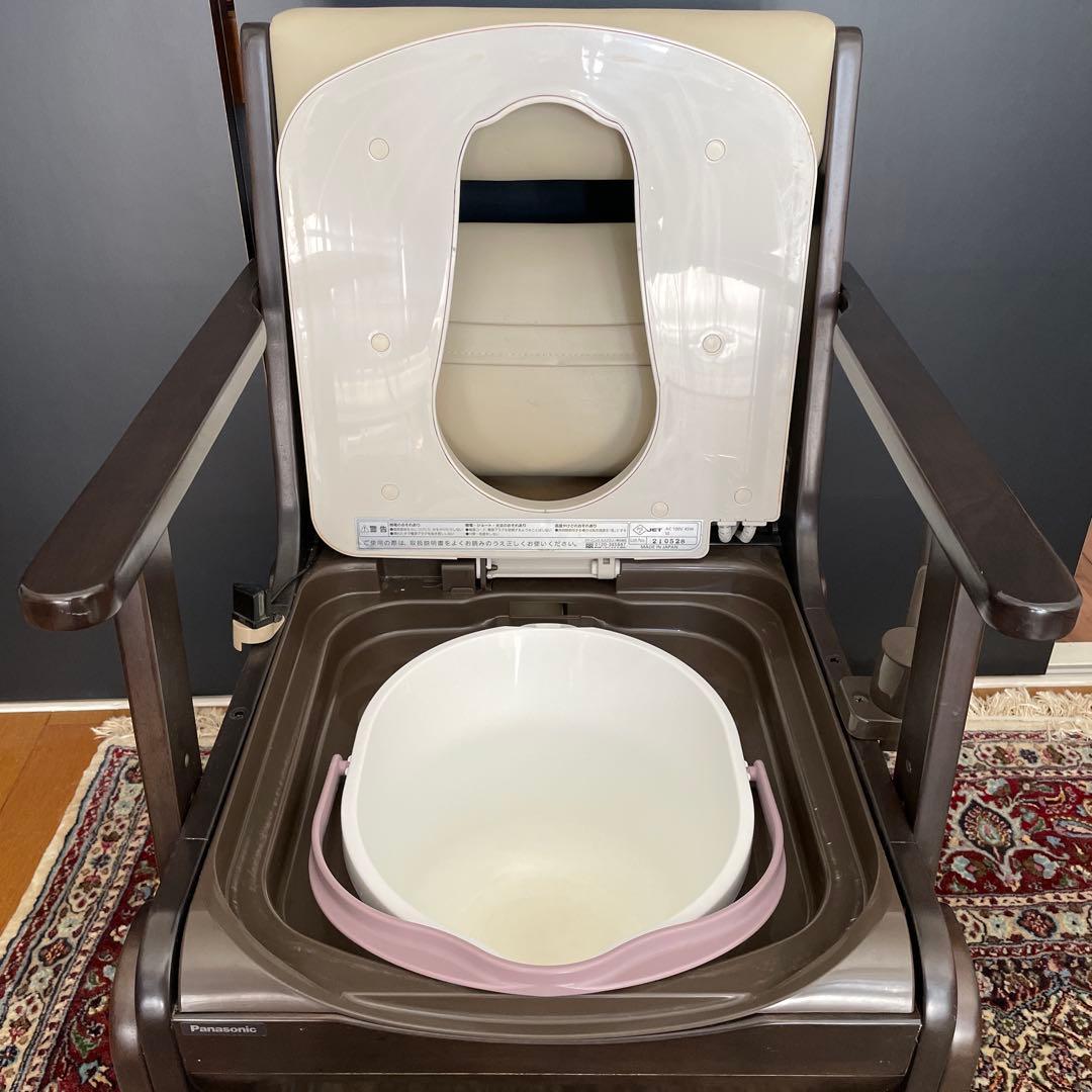 家具調ポータブルトイレ　パナソニック　楽座　脱臭暖か便座PN-L23218