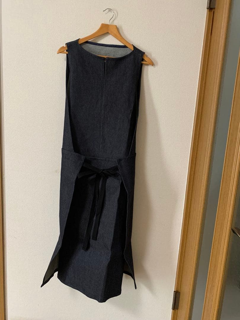 【美品】ダークデニム ノースリーブエプロン
