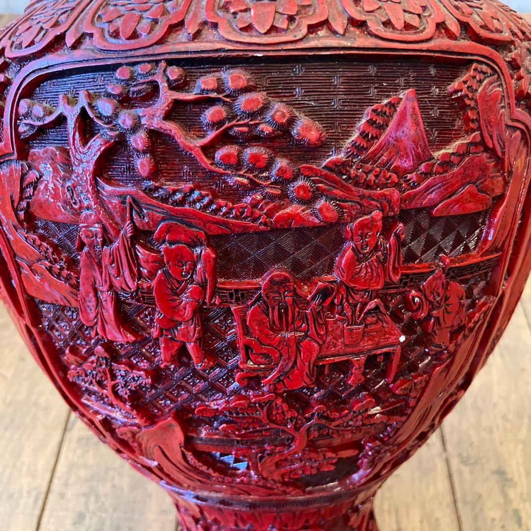 中国 美術 骨董 堆朱 壺 赤壺 工芸品 民芸品 彫刻 花柄 花瓶 花器 置物